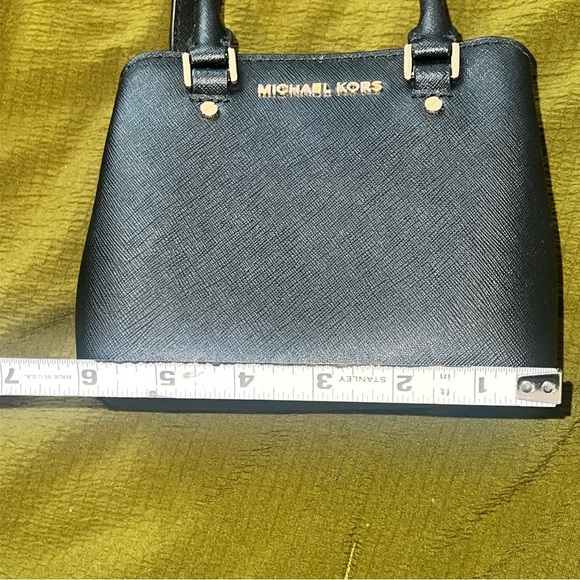 Michael Kors Mini Savannah XS Leather Satc… - Picture 4 of 8